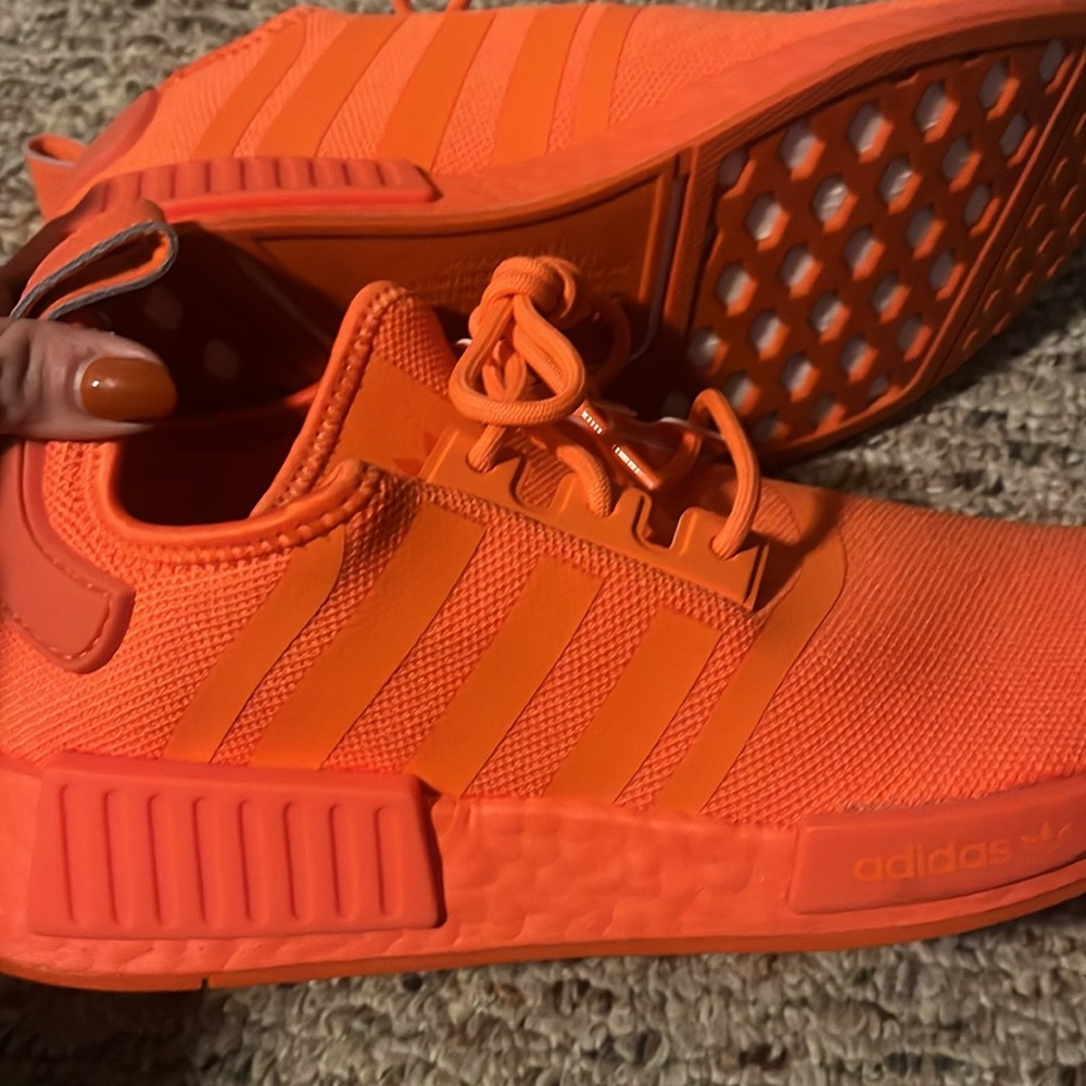 Adidas - Picture 4 of 5